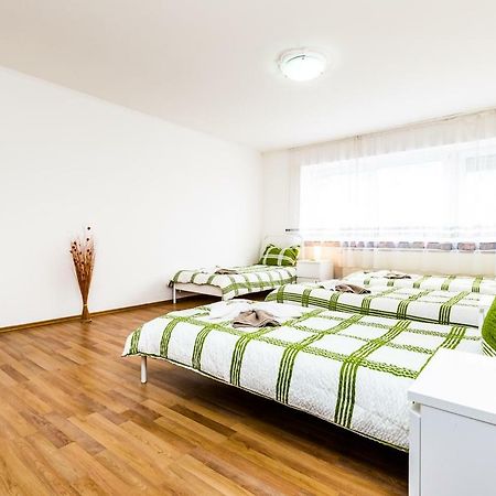 Workers Apartment Am Wiener Platz Kolín nad Rýnem Exteriér fotografie