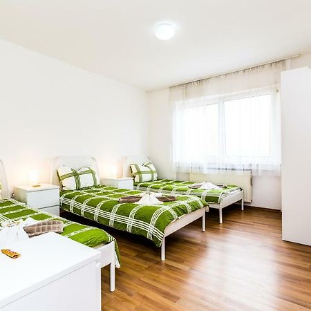 Workers Apartment Am Wiener Platz Kolín nad Rýnem Exteriér fotografie