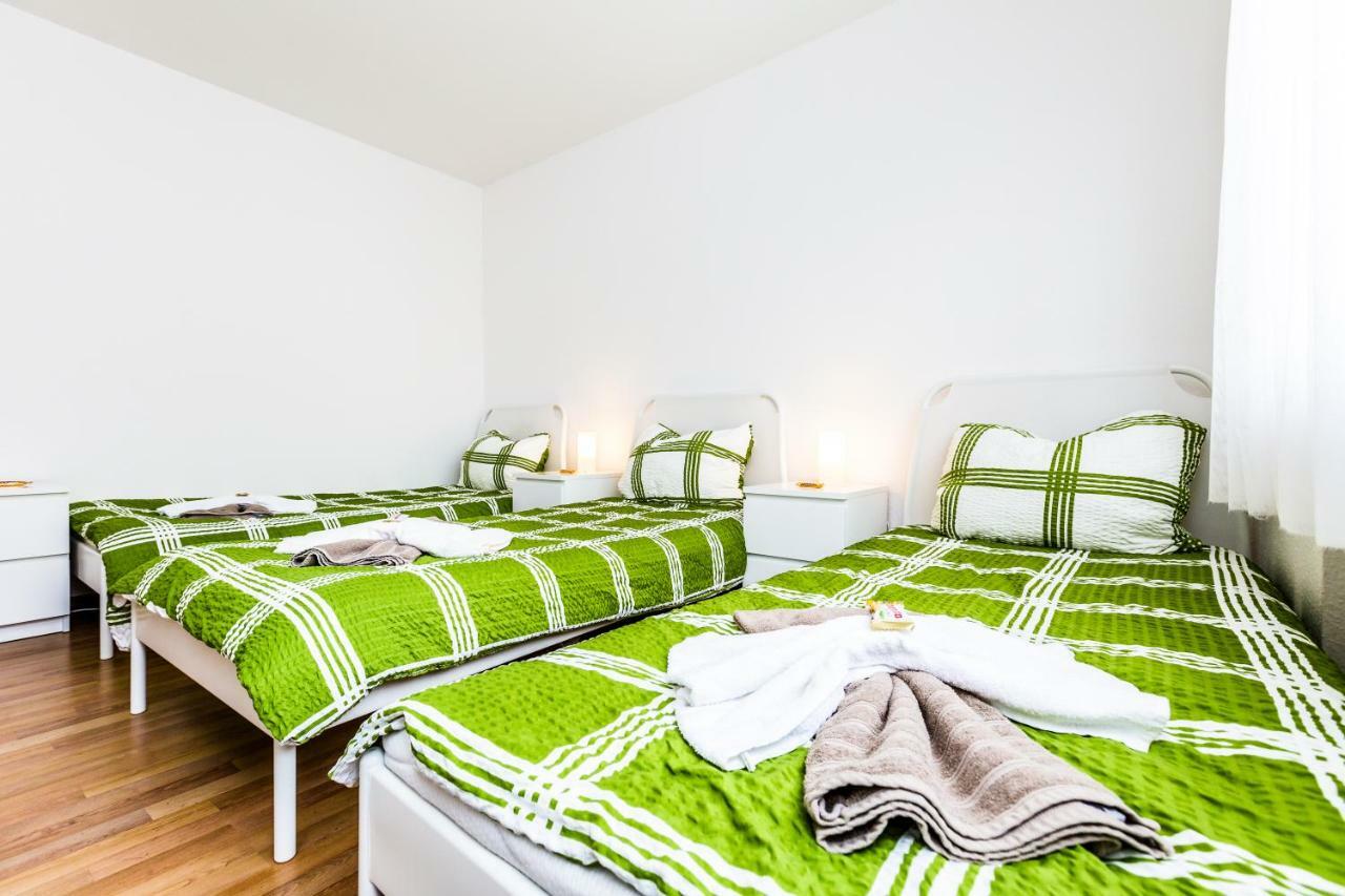 Workers Apartment Am Wiener Platz Kolín nad Rýnem Exteriér fotografie